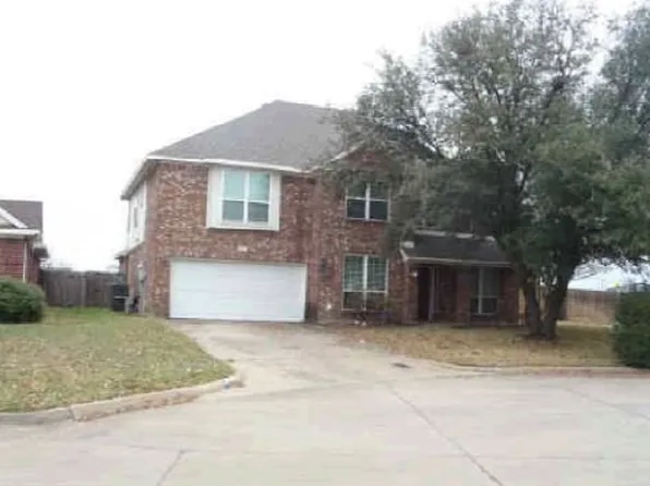 8417 Rock Canyon Ct, Fort Worth, TX 76123