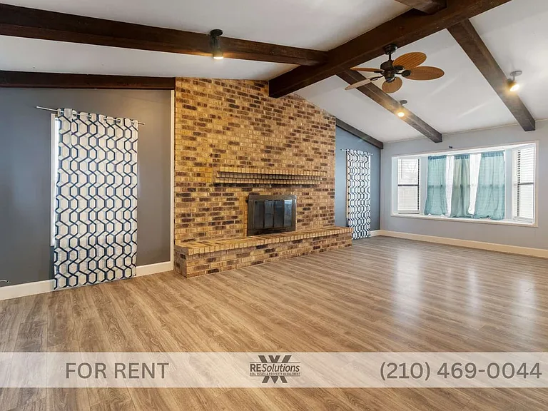 800 Brooks Ave — Photo 8