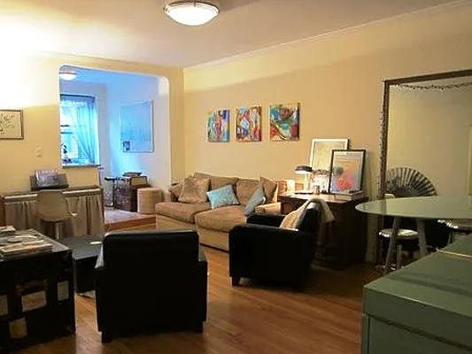 Rented by Nest Seekers International | media 22