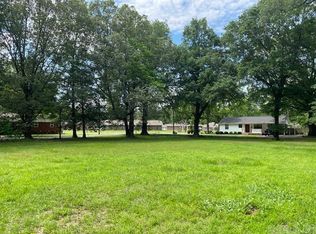 3 Church St, Lonoke, AR 72086