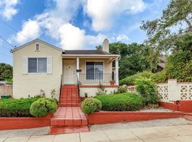 967 Hellam St, Monterey, CA