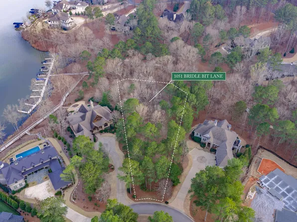 1051 Bridle Bit Ln #66, Greensboro, GA 30642