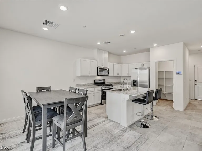 498 Canary Song Dr — Photo 5