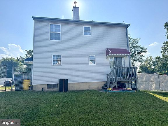 5th image of 3002 Gladwyn Ave