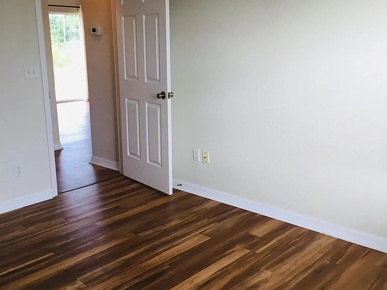 143 Larch Rd — Photo 4