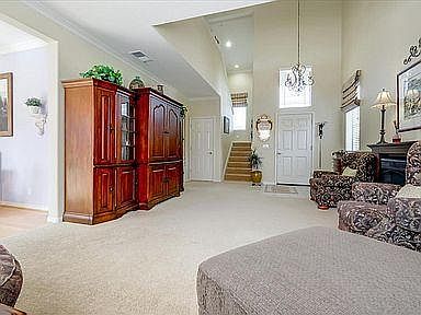 3rd image of 61 Monterey Vista Dr