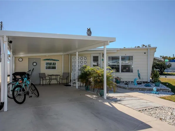 5127 8th St W, Bradenton, FL 34207