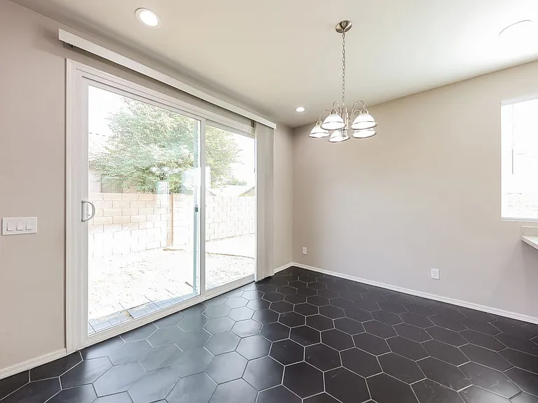9451 W Ross Ave — Photo 5