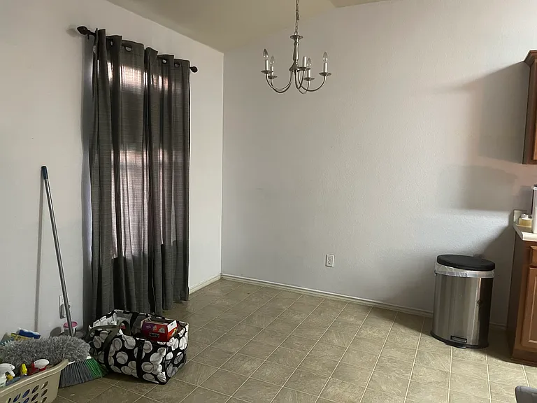 259 Coal Dr — Photo 4