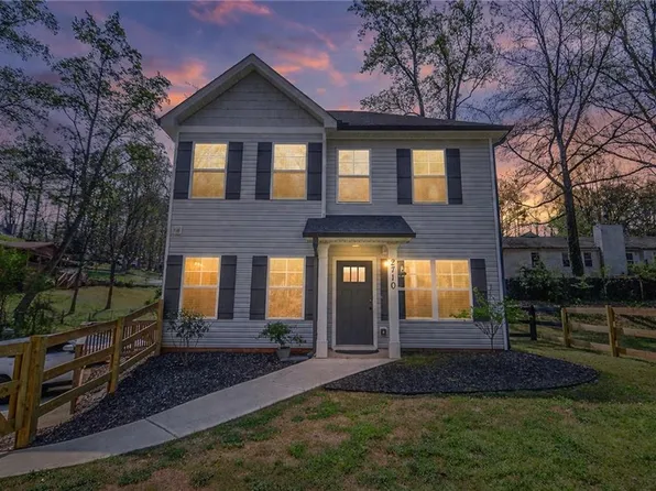2710 Maple Ln, Cumming, GA 30041