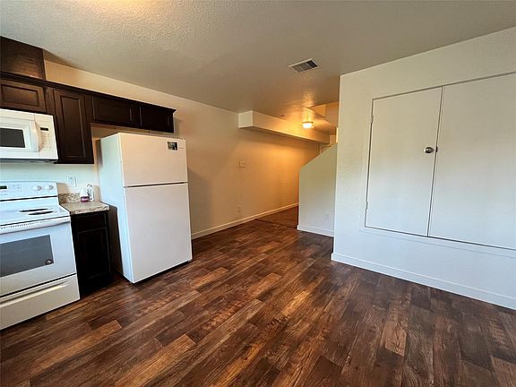 5th image of 10535 Mills Rd #5D