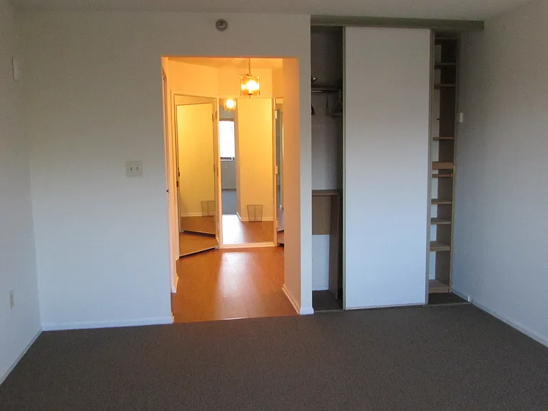 15100 Interlachen Dr #821 — Photo 20