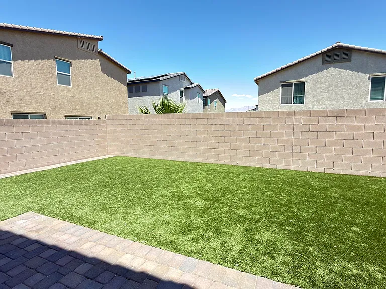 1180 Pitaya Ct — Photo 17
