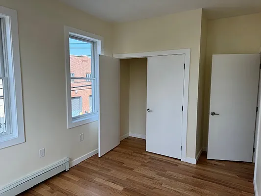 Rented by Oxford Property Group | media 14