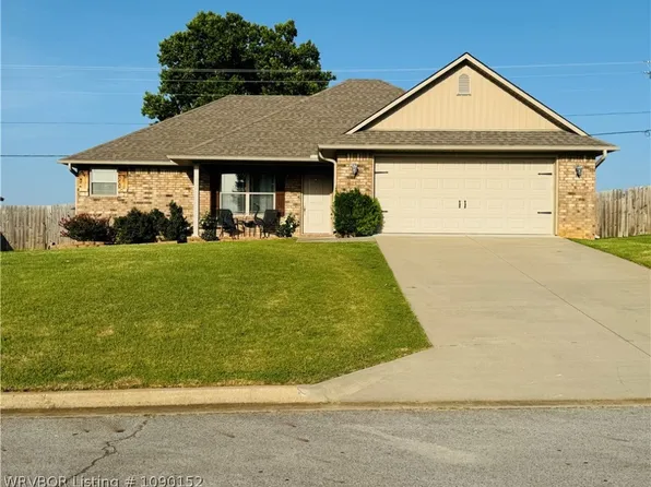 104 Chelsea Ln, Pocola, OK 74902