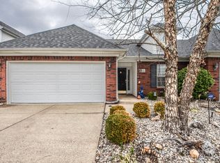 6611 Woods Mill Dr, Louisville, KY 40272