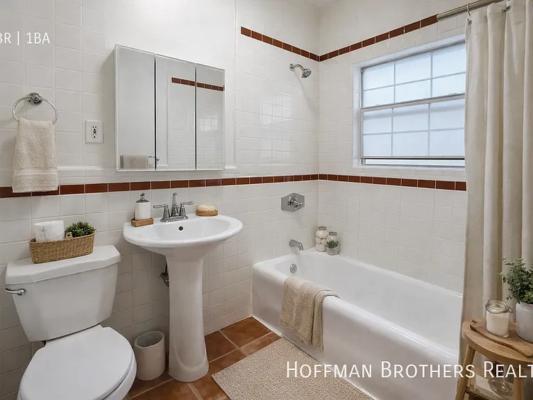 1317 N Bronson Ave #1001 — Photo 4