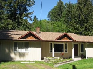 241 Chapman Rd, Castle Rock, WA 98611