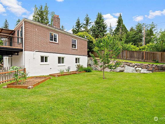 4th image of 18404 44th Avenue W