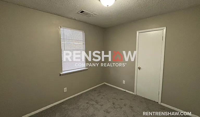 3149 University St — Photo 6