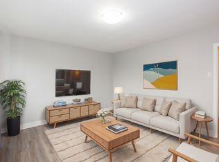53 Parker St #1, Saint Catharines, ON L2S 1W1