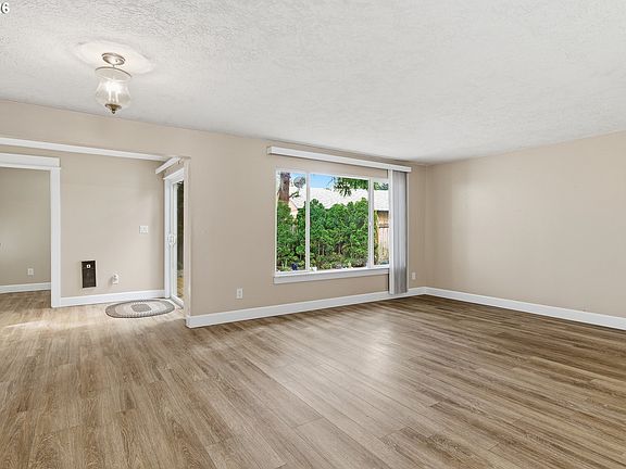 5th image of 17840 Wolf Dr