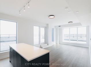 2525 Bathurst St #909-C04, Toronto, ON M6B 2Y9