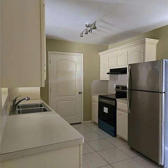 1513 Acme Ln #D — Photo 11
