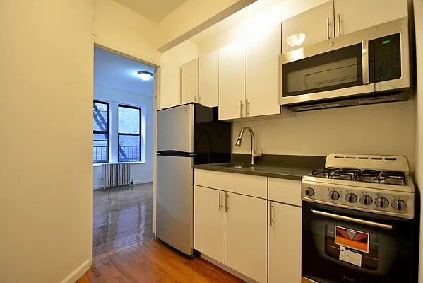 Rented by Keller Williams NYC | media 28