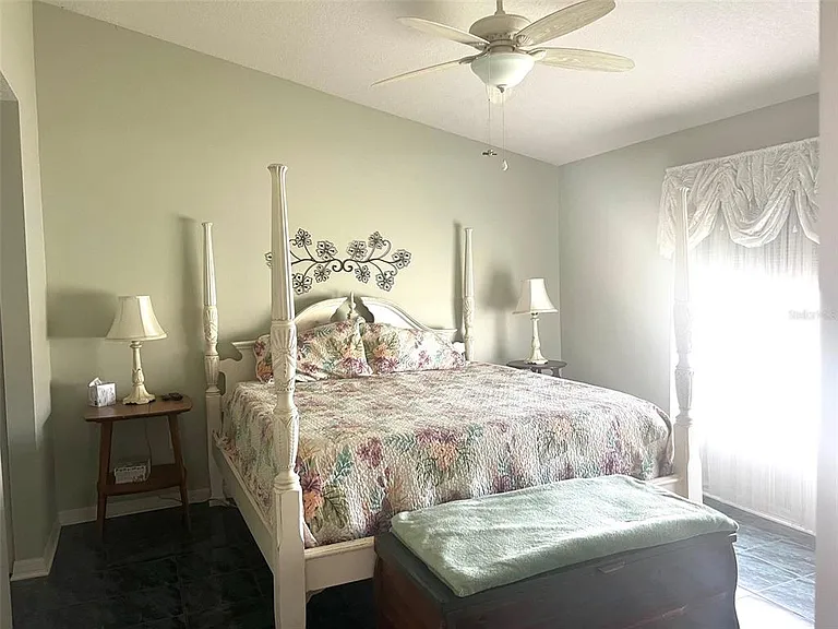 2602 Edgewater Ct — Photo 14