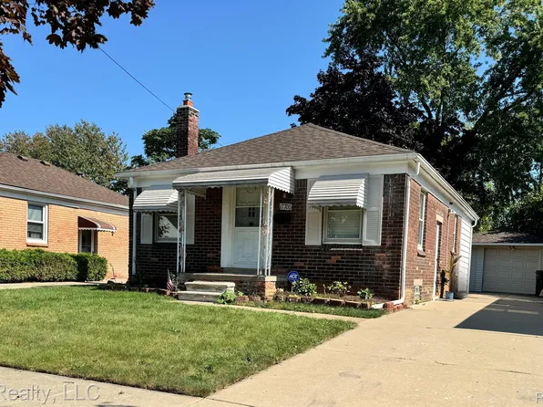 17706 Ruth St, Melvindale, MI 48122