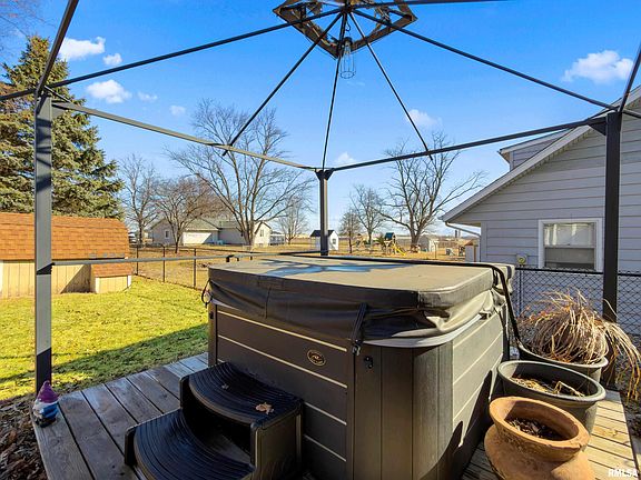 5th image of 1506 Kern Rd