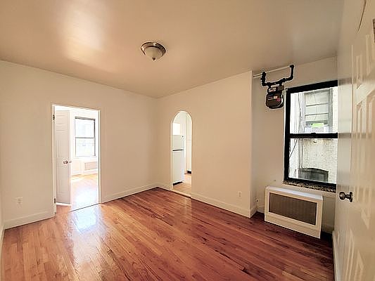 1st image of 173 E 101st St APT 16
