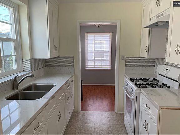 3rd image of 5913 Overhill Dr APT 2