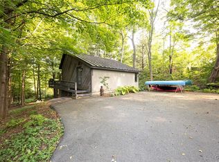 2230 W Lake Rd, Skaneateles, NY 13152