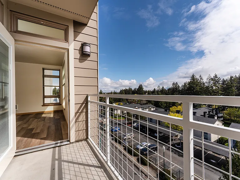 1 Bed 1 Bath Deluxe w/ Den - 940 Sq Ft 1 Bed 1 Bath Deluxe w/ Den - 940 Sq Ft