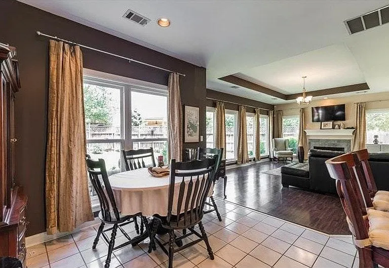 515 Birch Forest Ln — Photo 6