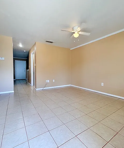 Country Place Apartments — Photo 6