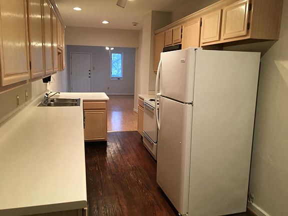 Galley Kitchen w/ incredible storage 
