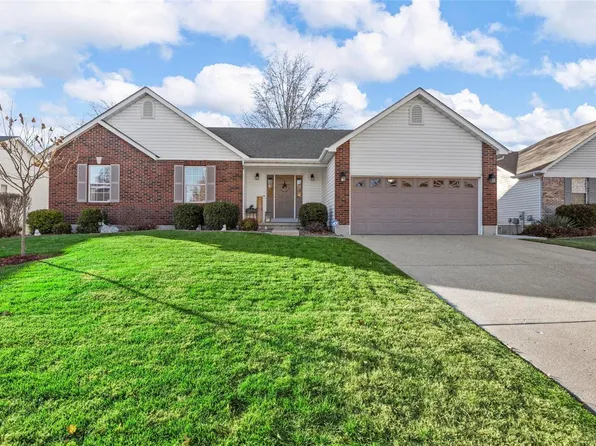 1433 Indian Springs Ct, O Fallon, MO 63366