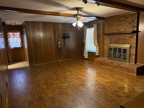 8083 Cinders Rd Photo 1