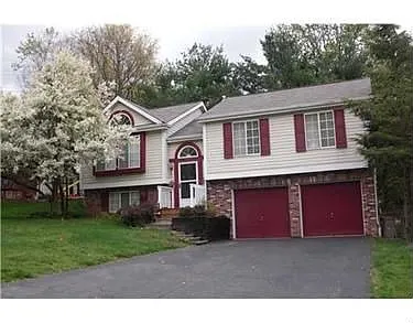 1523 Glenwood Rd photo 1