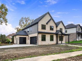 905 Internationale Pkwy, Woodridge, IL 60517