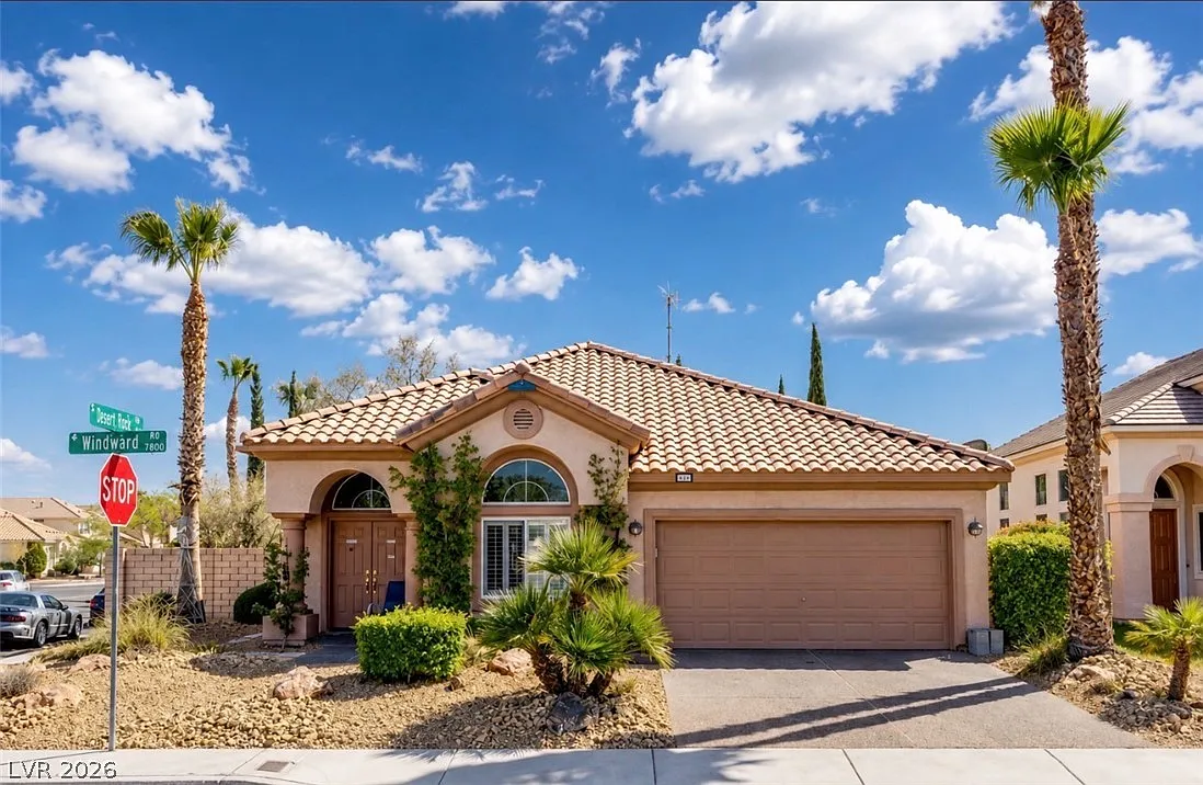 3 bed, 3.0 bath, 1946 sqft, $3,100 — Photo 1