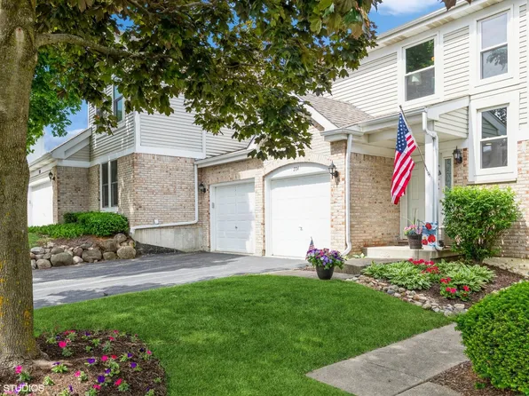 284 Haber Ct, Cary, IL 60013