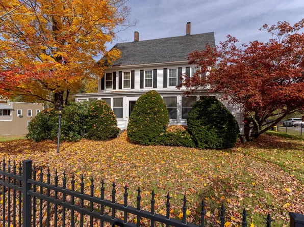 308 Main Street, Fremont, NH 03044