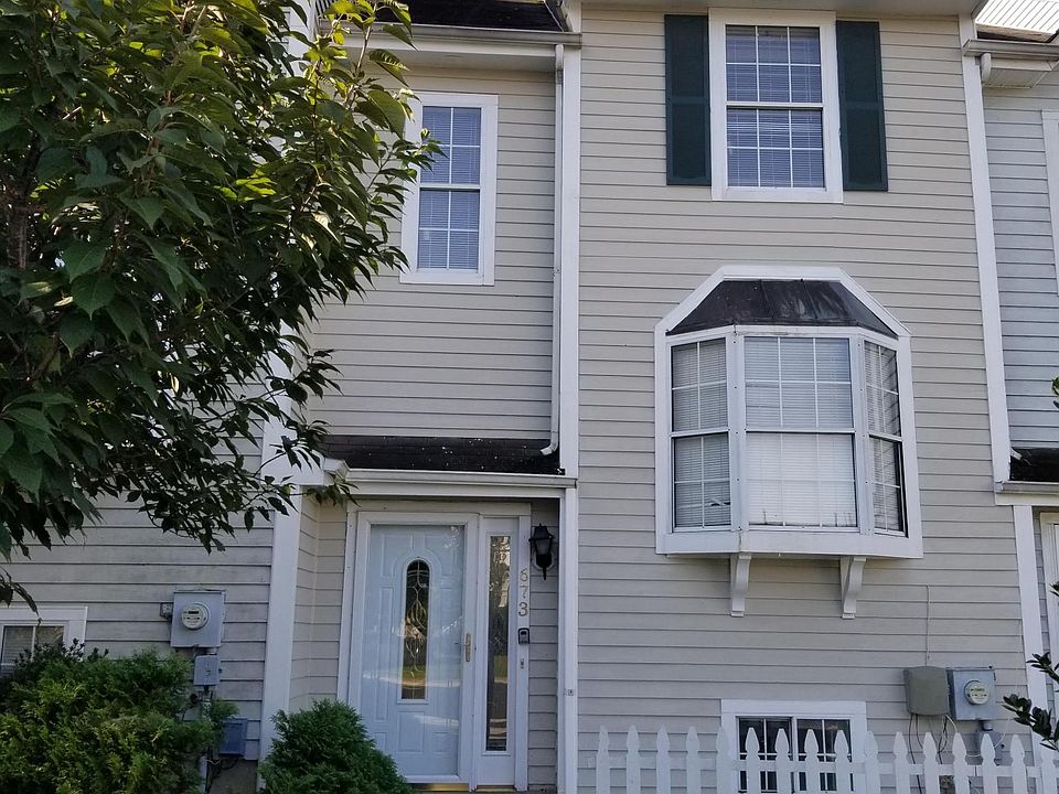 1st image of 673 Corsica Ave