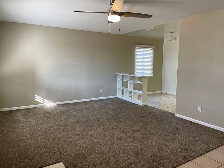 4327 N 17th Ave — Photo 3