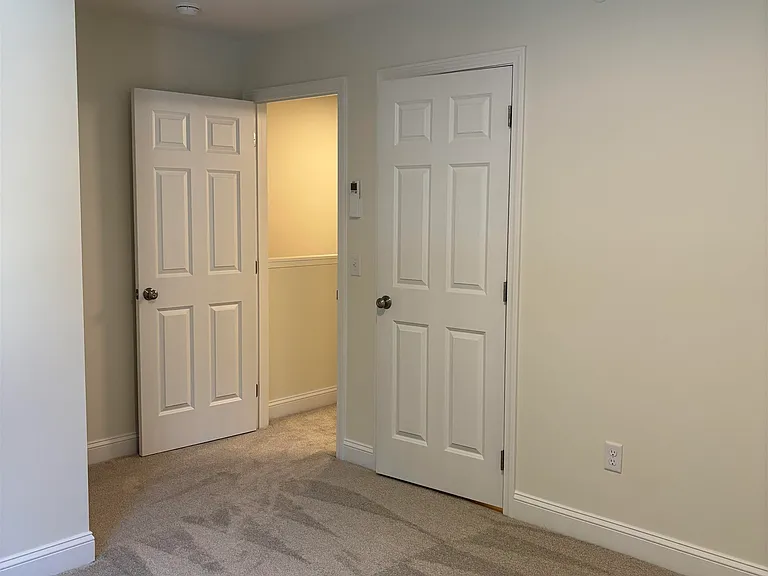 15 Lucy Ln — Photo 11
