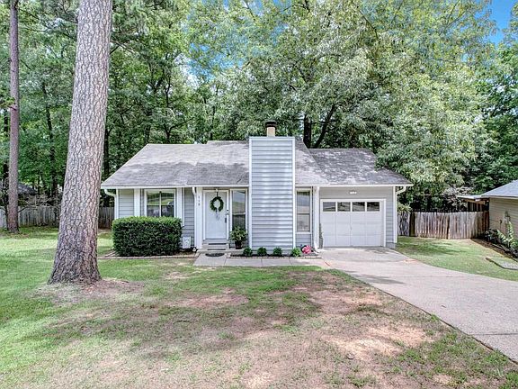 2nd image of 118 Pin Oak Cv